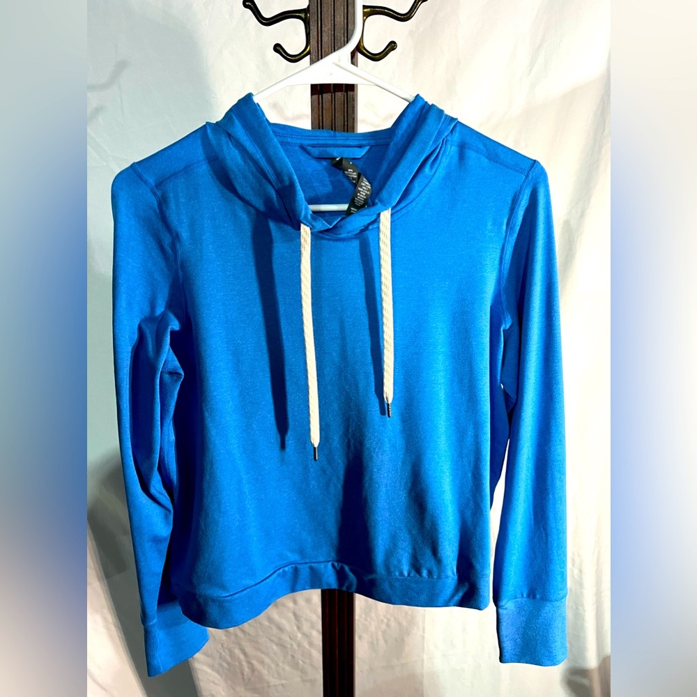 Halo Essential Hoodie
Women's DreamKnit™ Hoodie